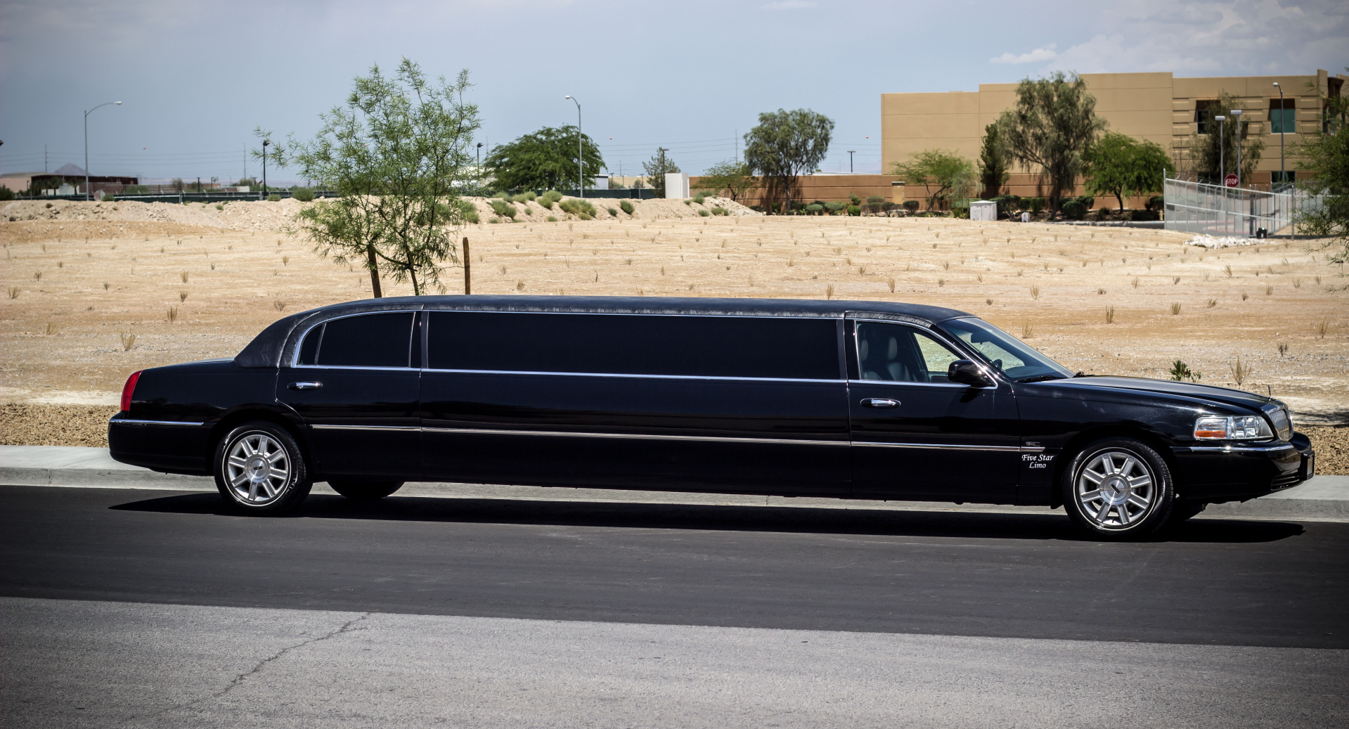 Limousine service Dublin CA